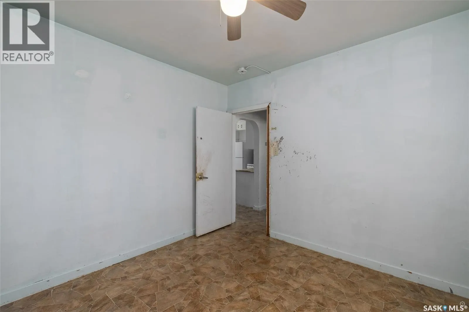 850 14th STREET W