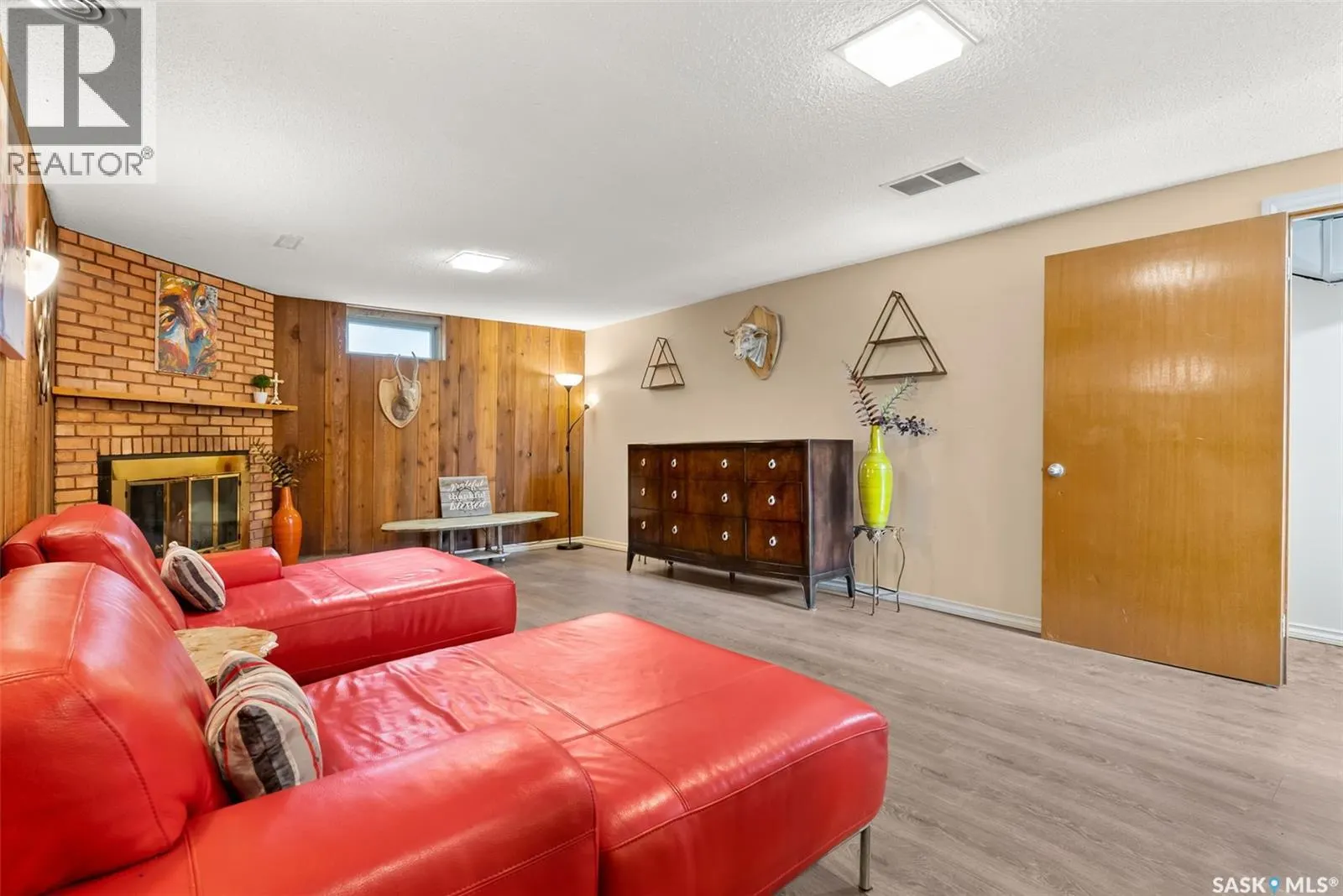 49 McCormick CRESCENT