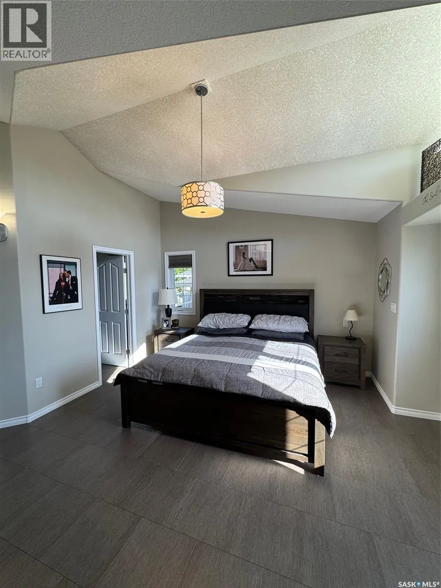 175 Janet PLACE