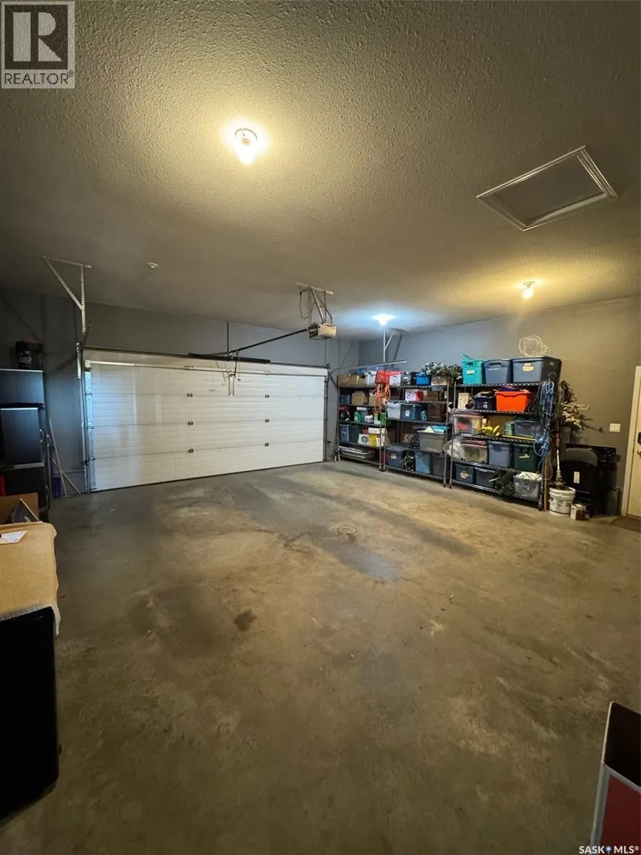 175 Janet PLACE