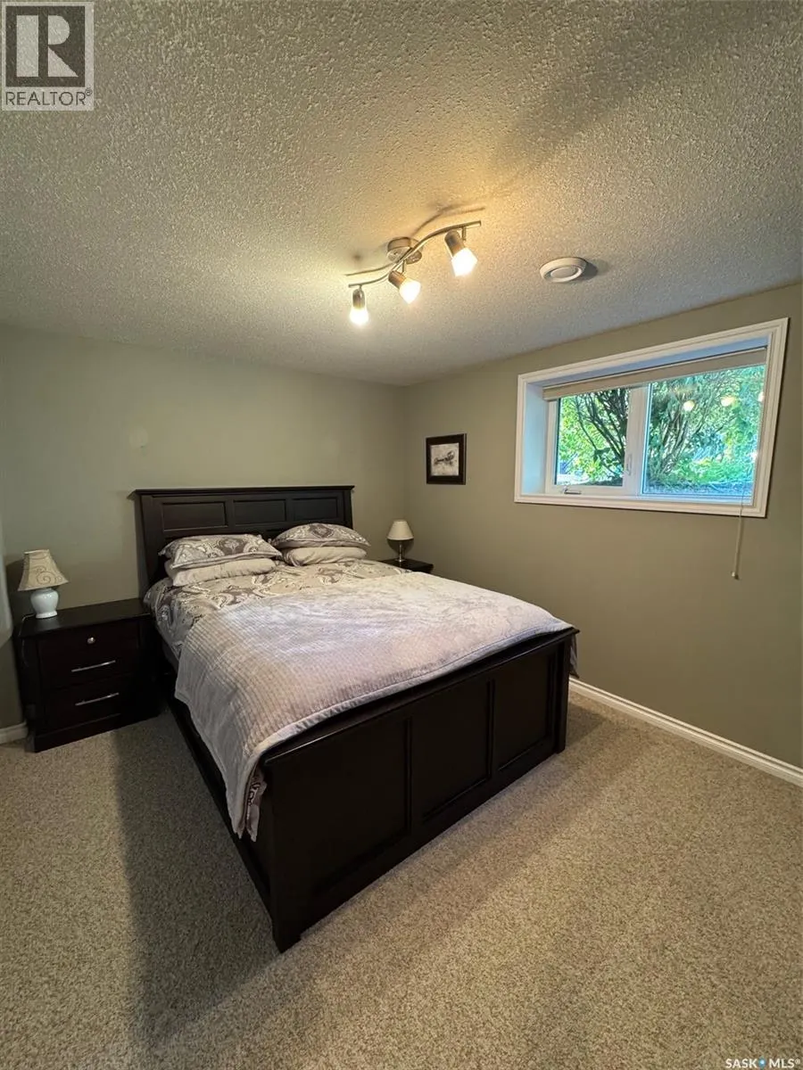 175 Janet PLACE