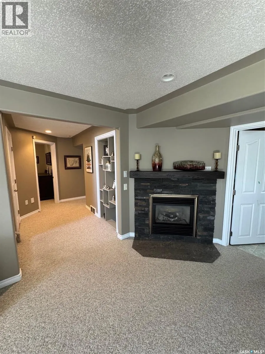 175 Janet PLACE