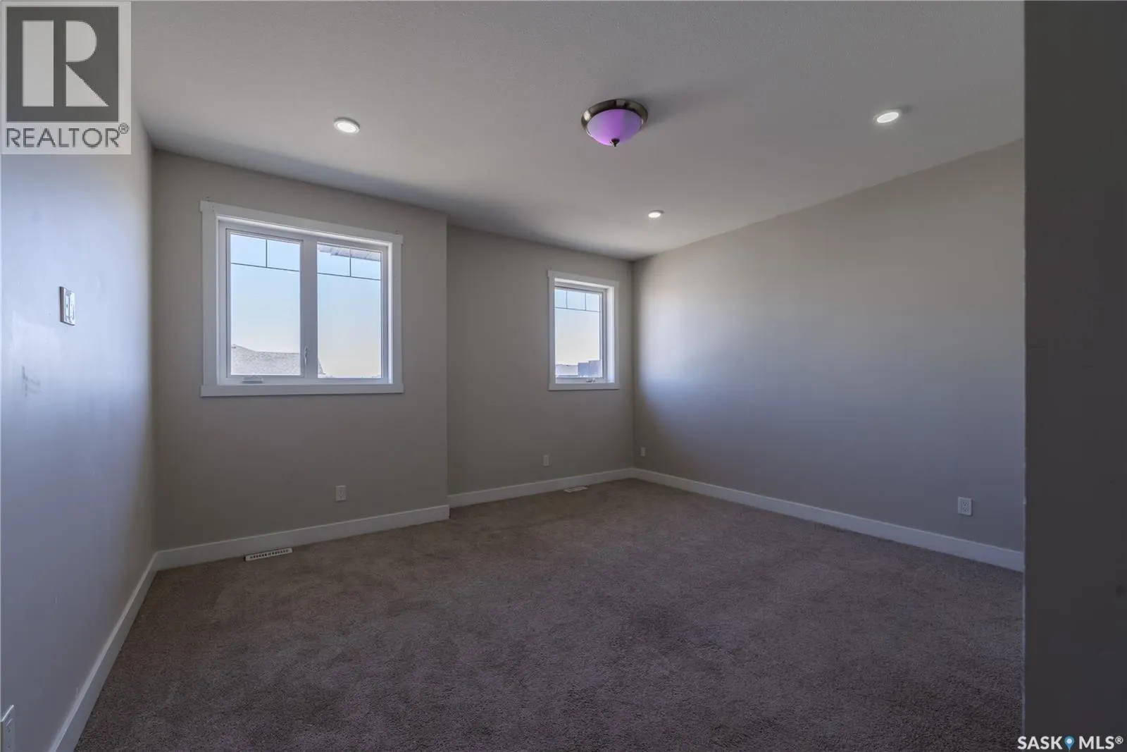 5707 Glide CRESCENT
