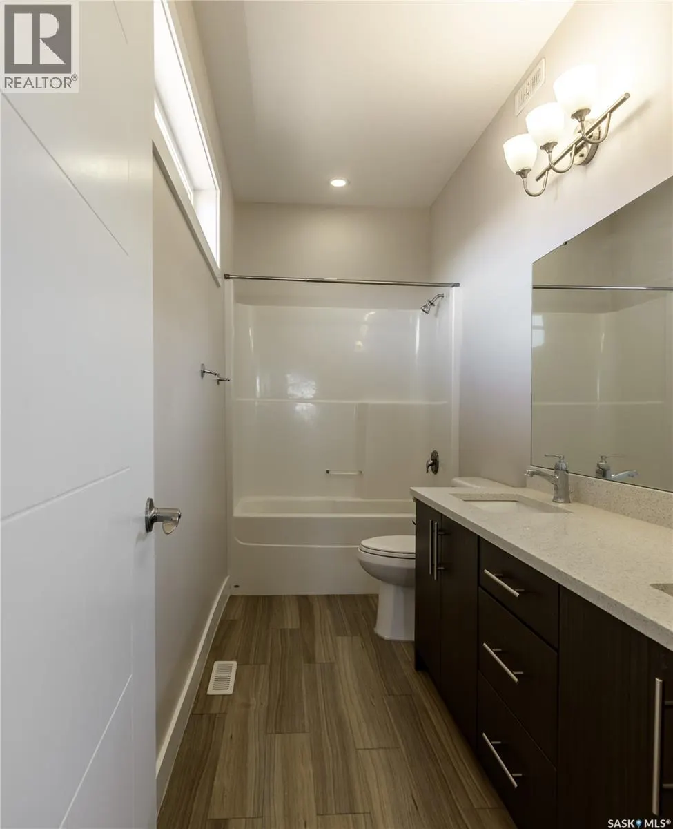 5707 Glide CRESCENT
