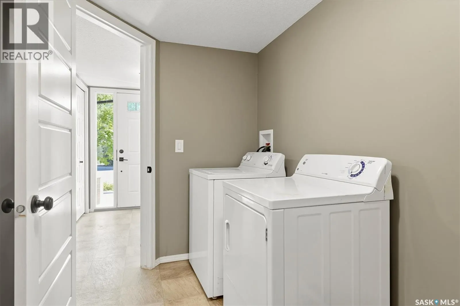 553 150 Langlois WAY