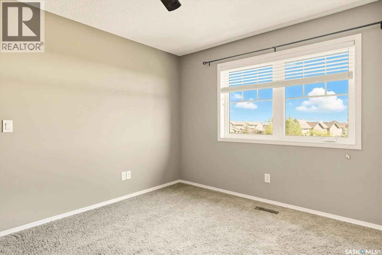 553 150 Langlois WAY