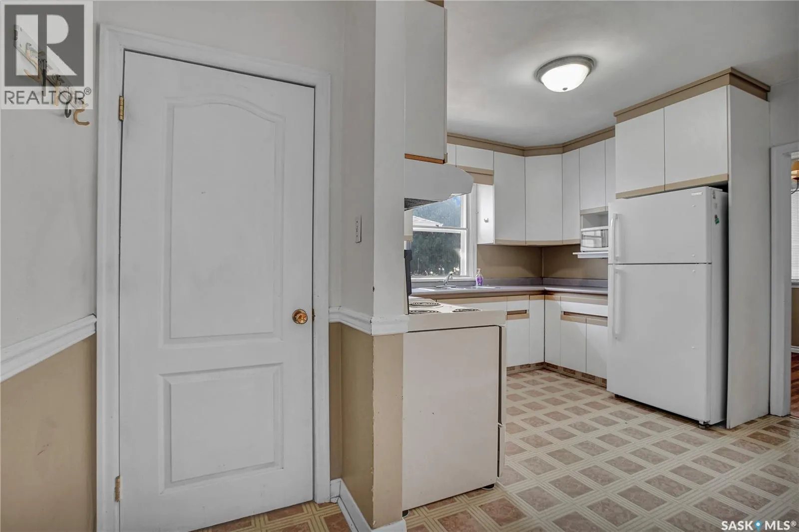 1328 Main STREET