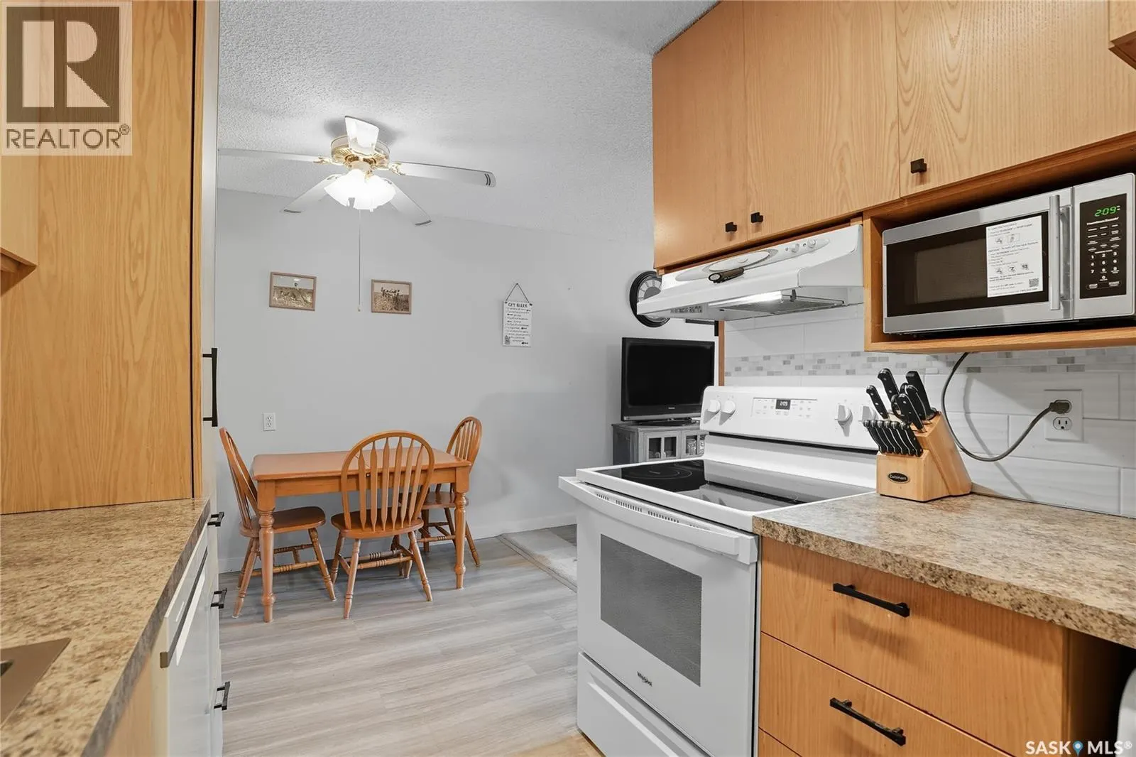 207 111 Wedge ROAD