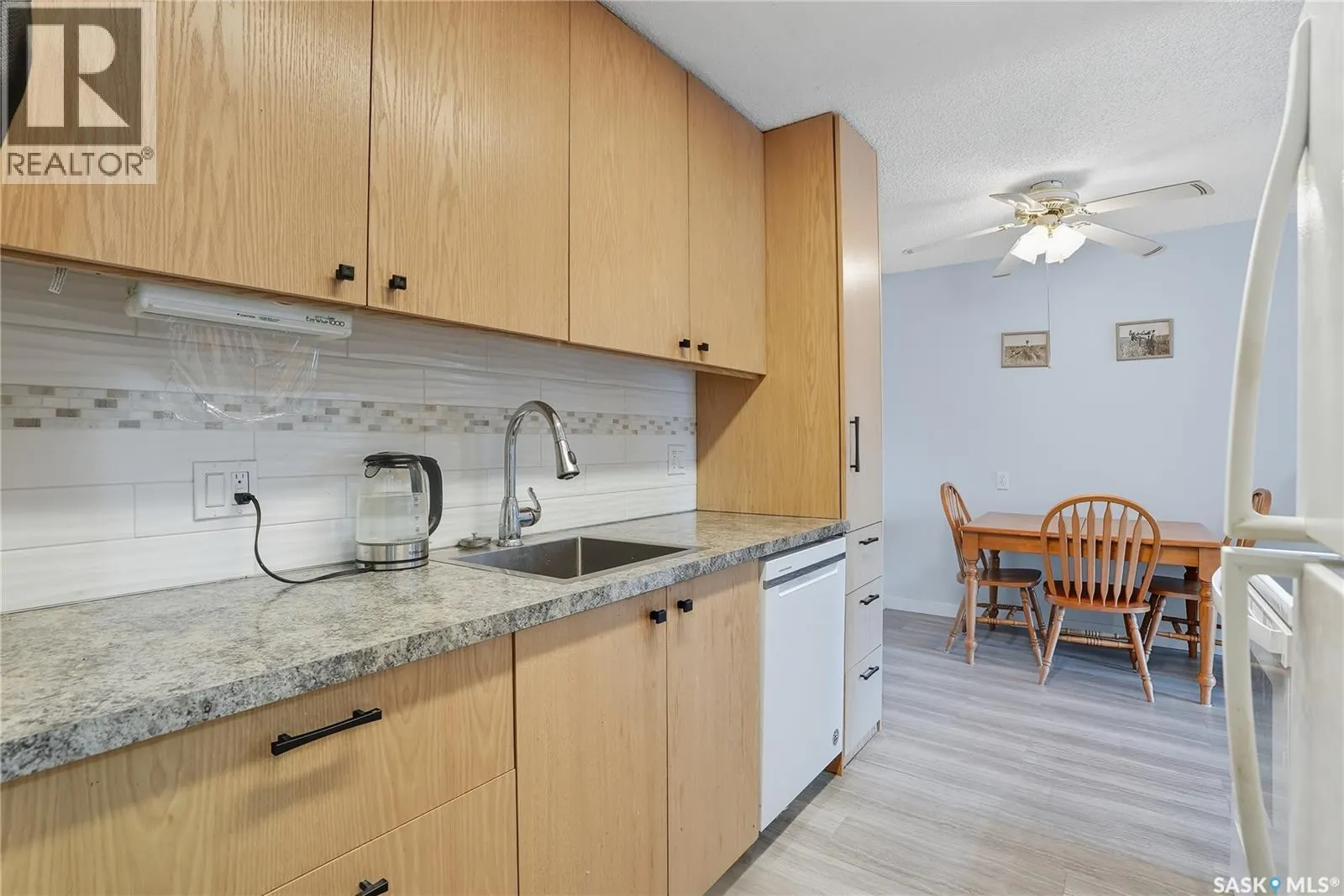 207 111 Wedge ROAD