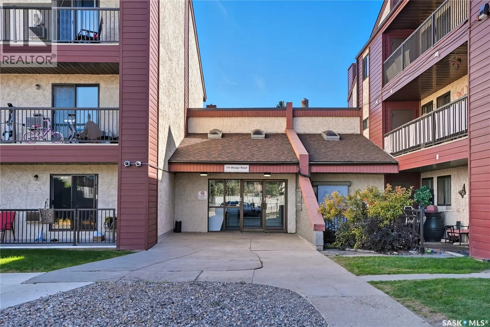 207 111 Wedge ROAD