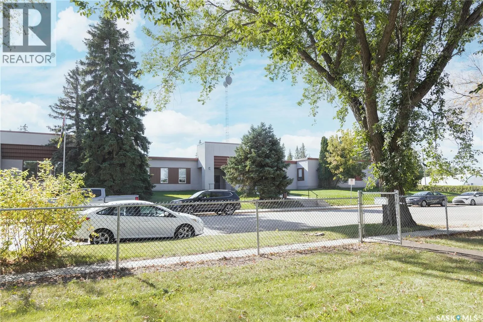17 McCallum AVENUE