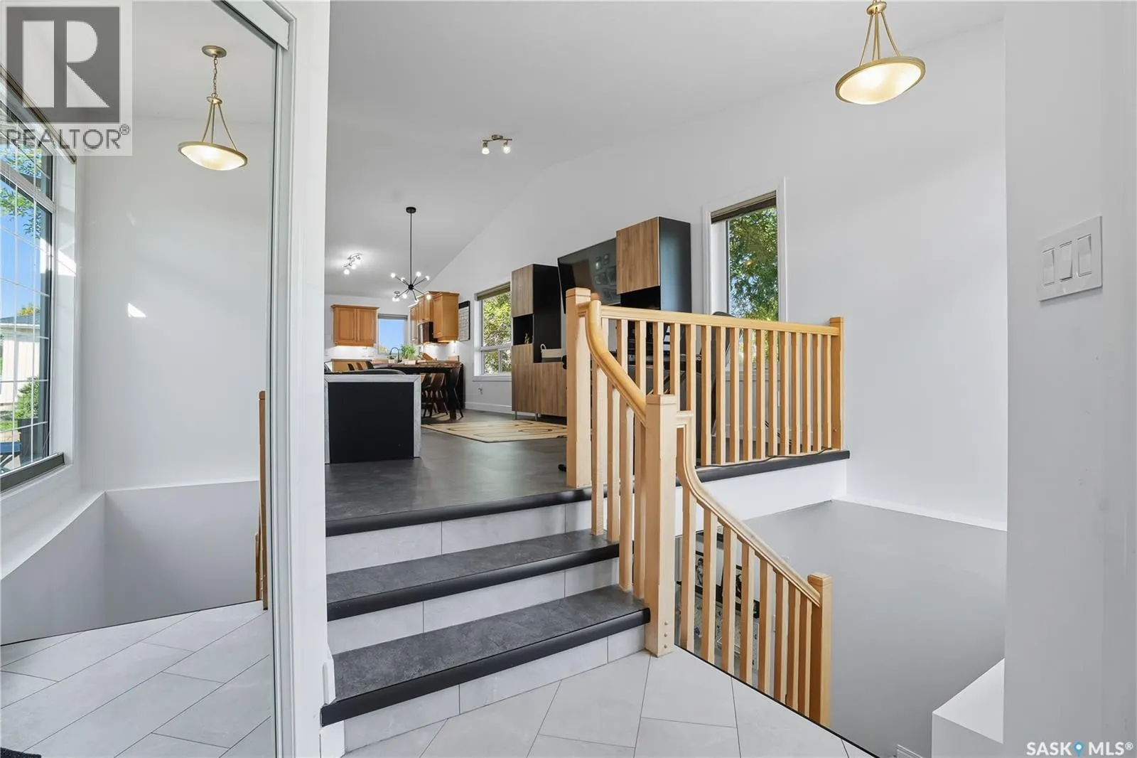 1114 Degelman DRIVE