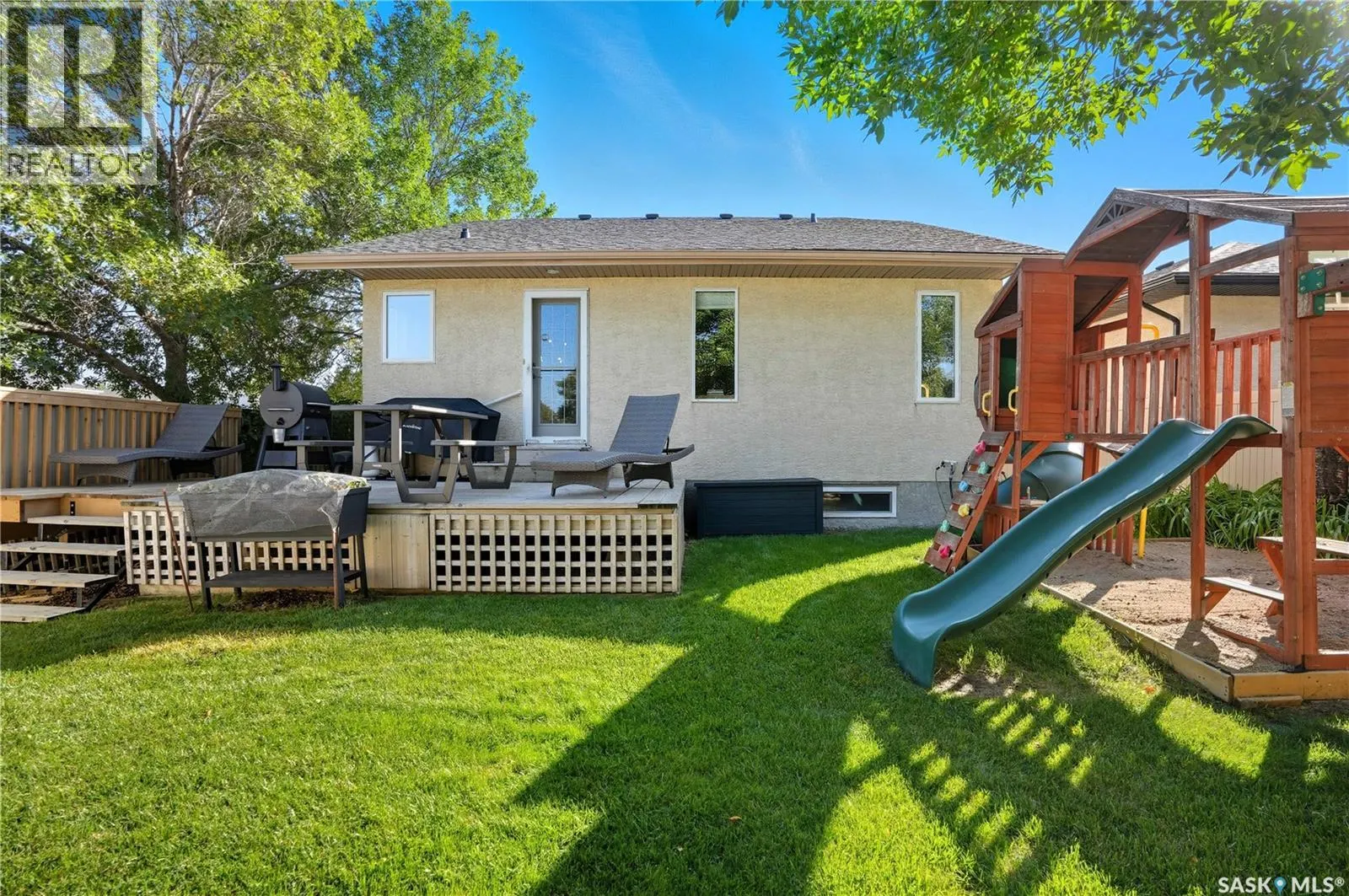 1114 Degelman DRIVE