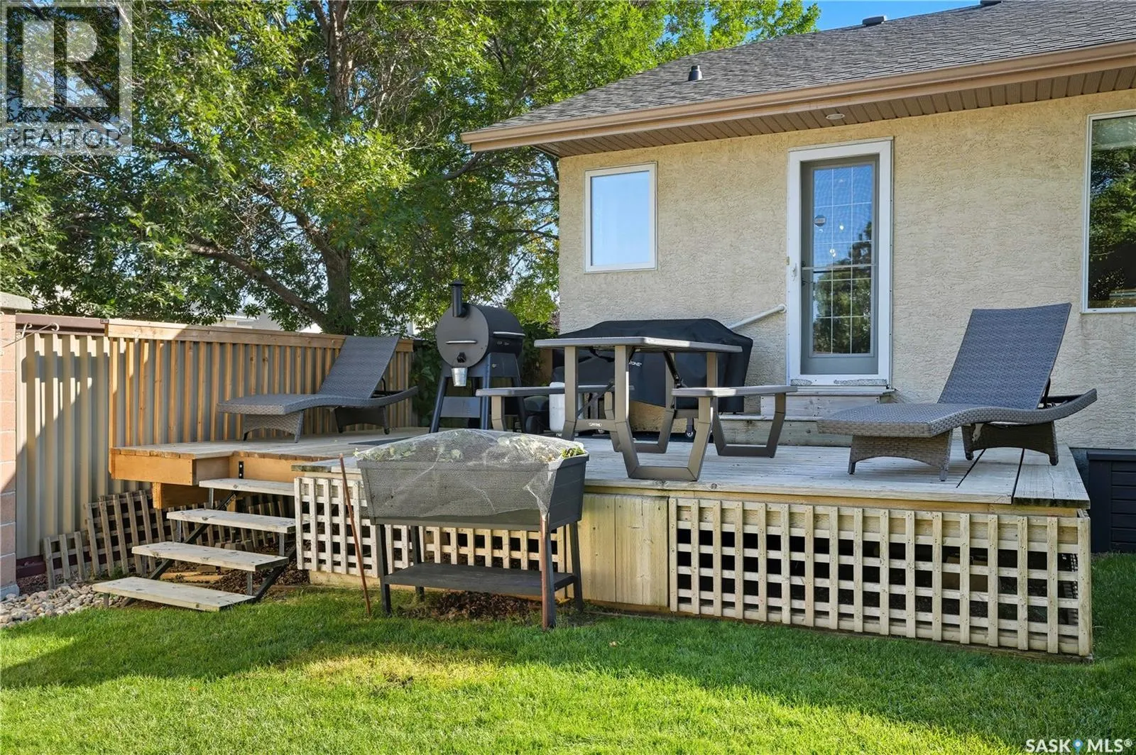 1114 Degelman DRIVE