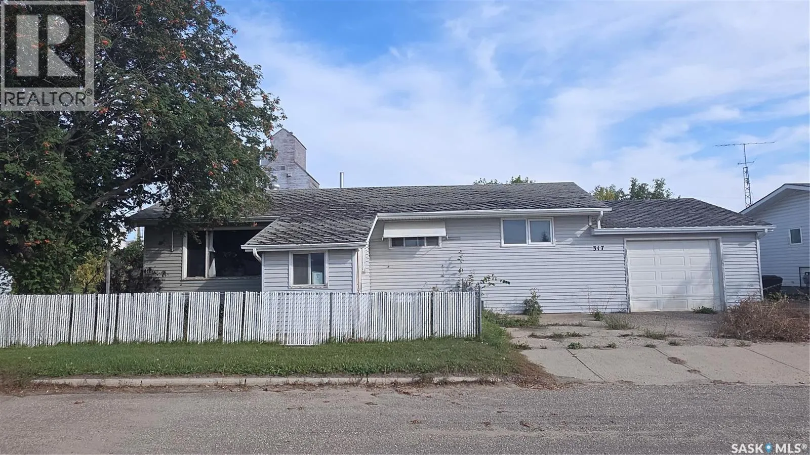 317 Front STREET