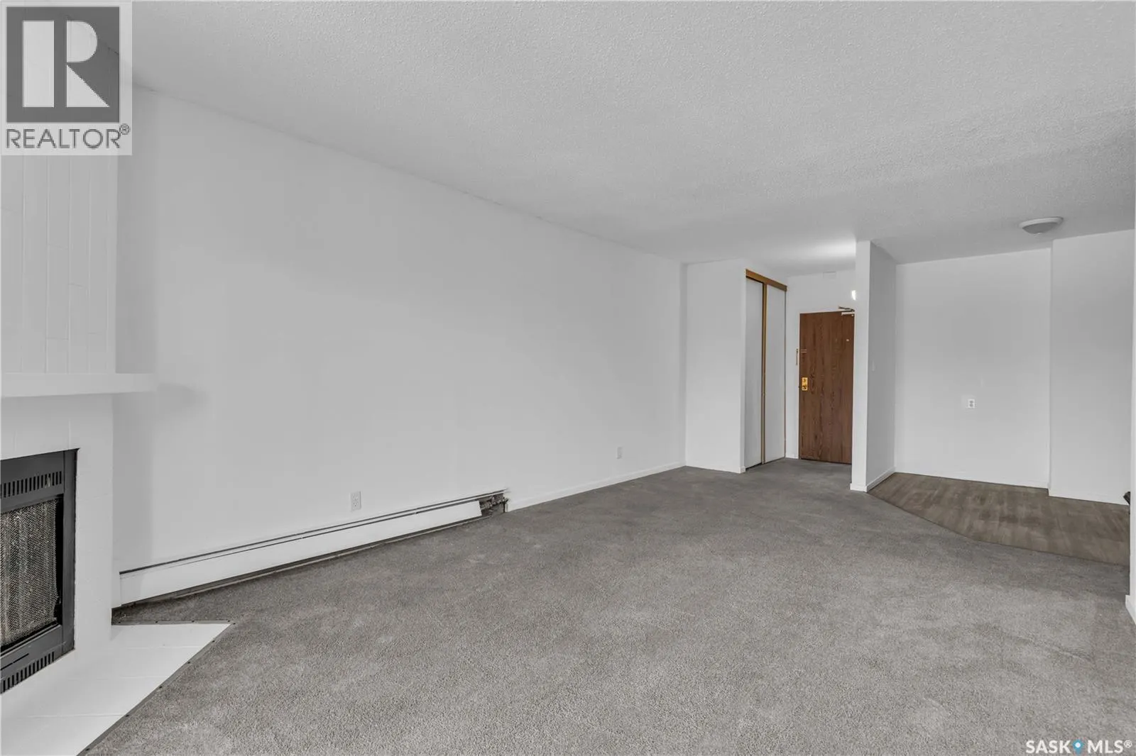 301 419 Tait COURT