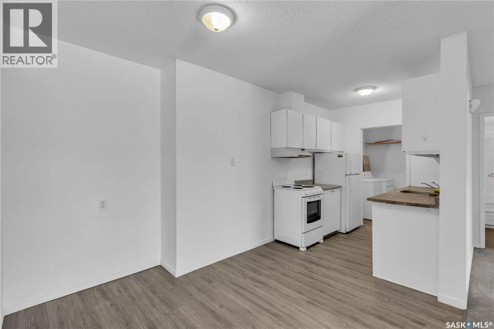301 419 Tait COURT