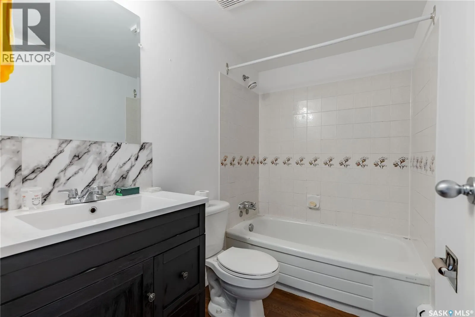 301 419 Tait COURT