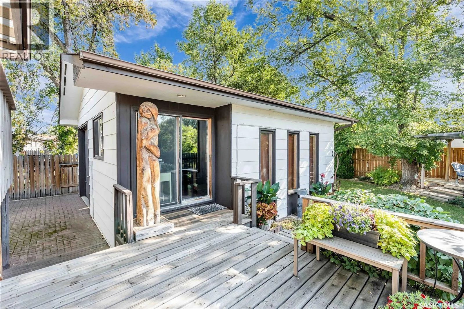 623 Priel CRESCENT