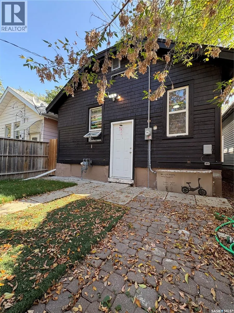 1128 Garnet STREET