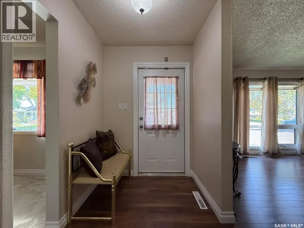 568 Poplar CRESCENT