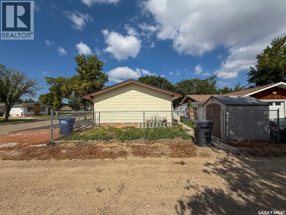 568 Poplar CRESCENT