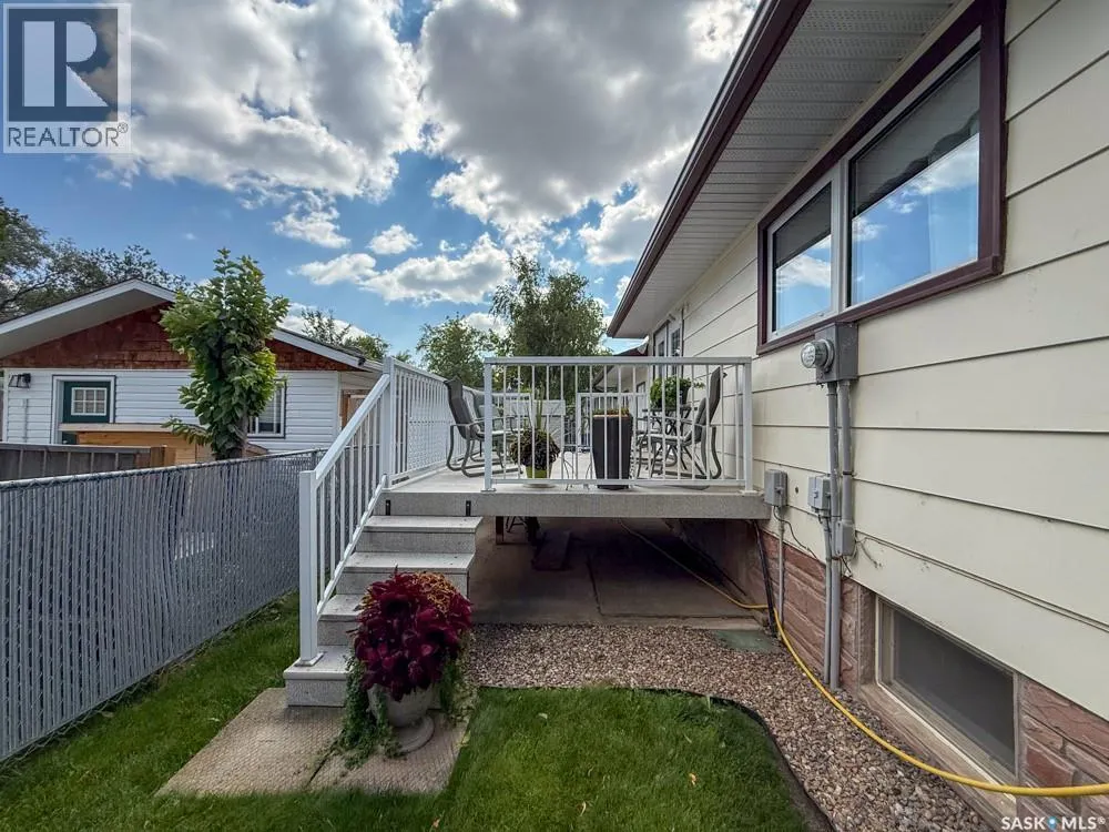 568 Poplar CRESCENT