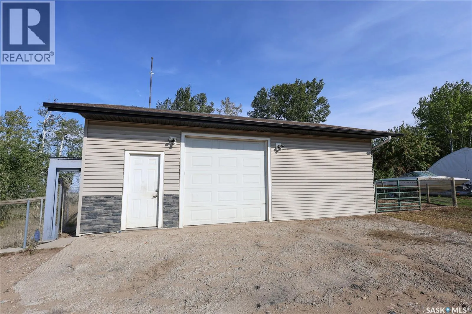 MacDowall Acreage
