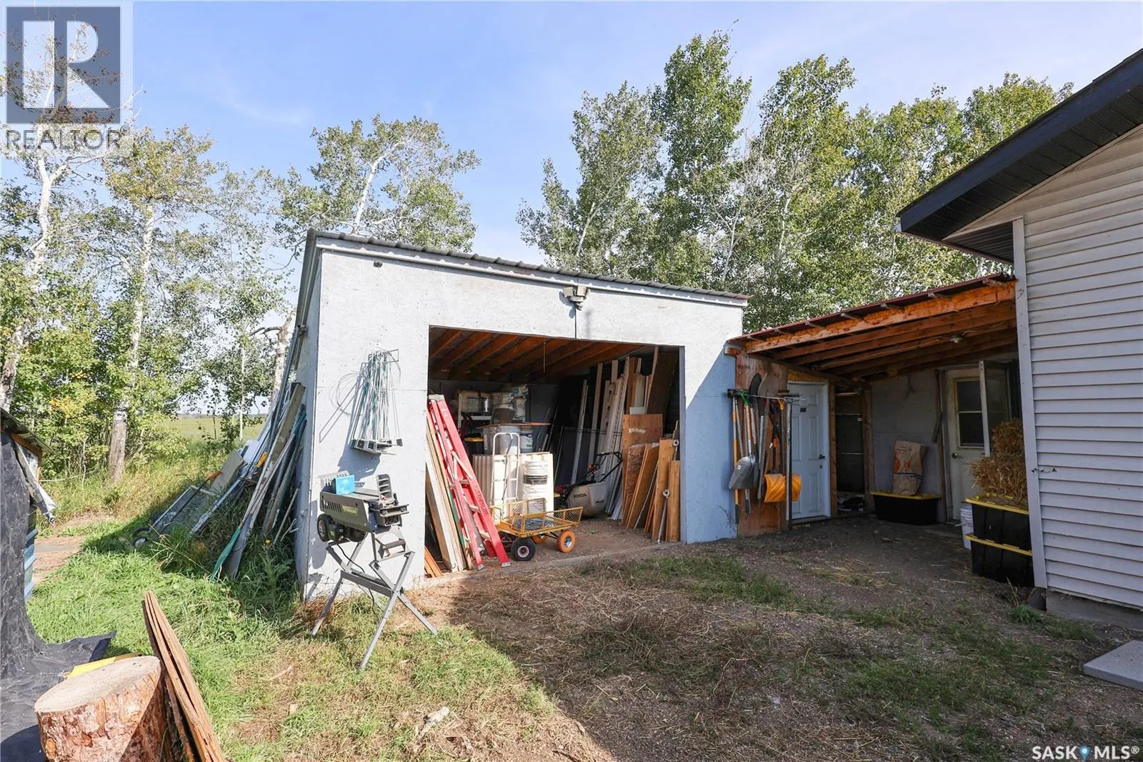 MacDowall Acreage