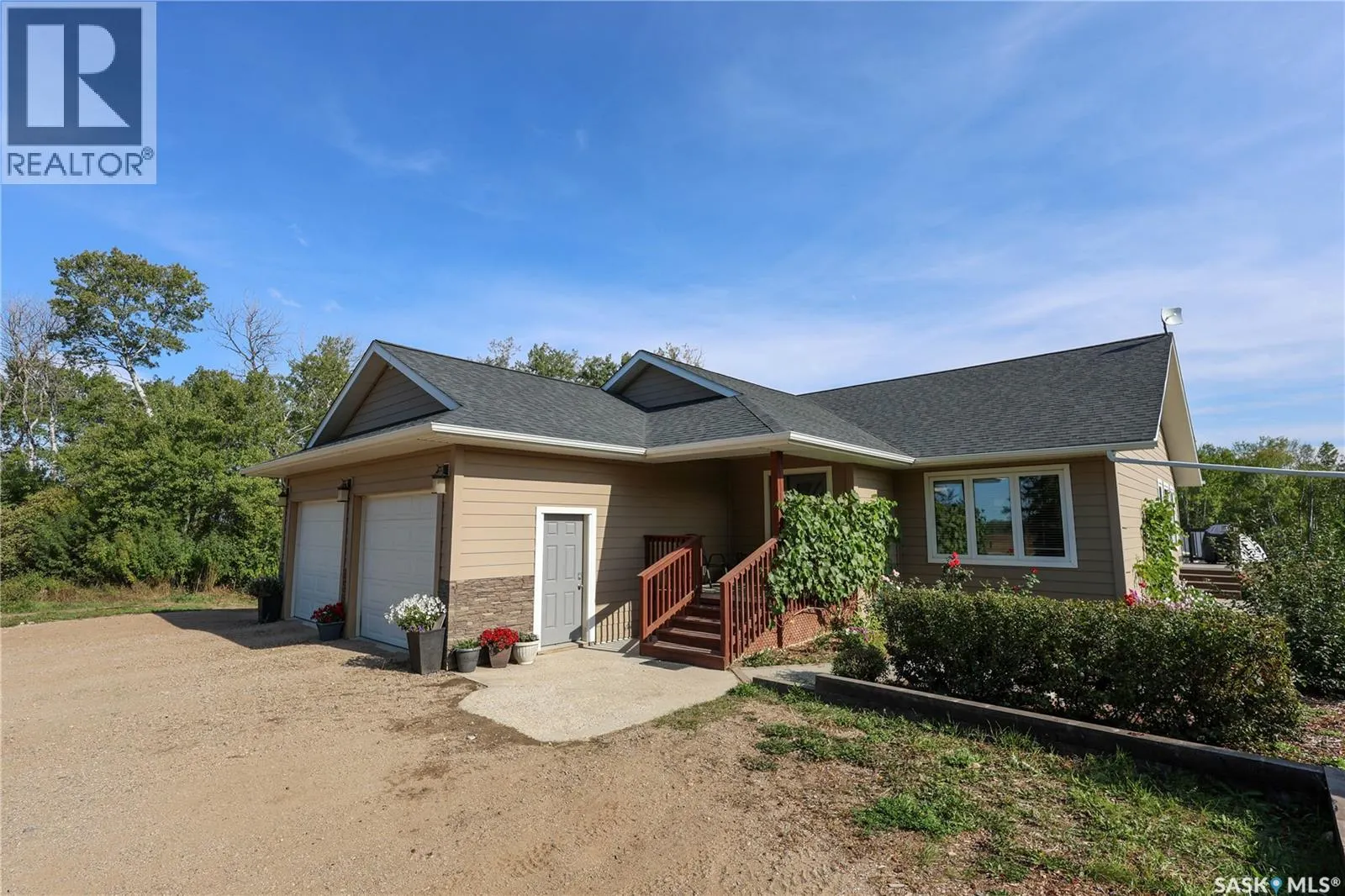 MacDowall Acreage