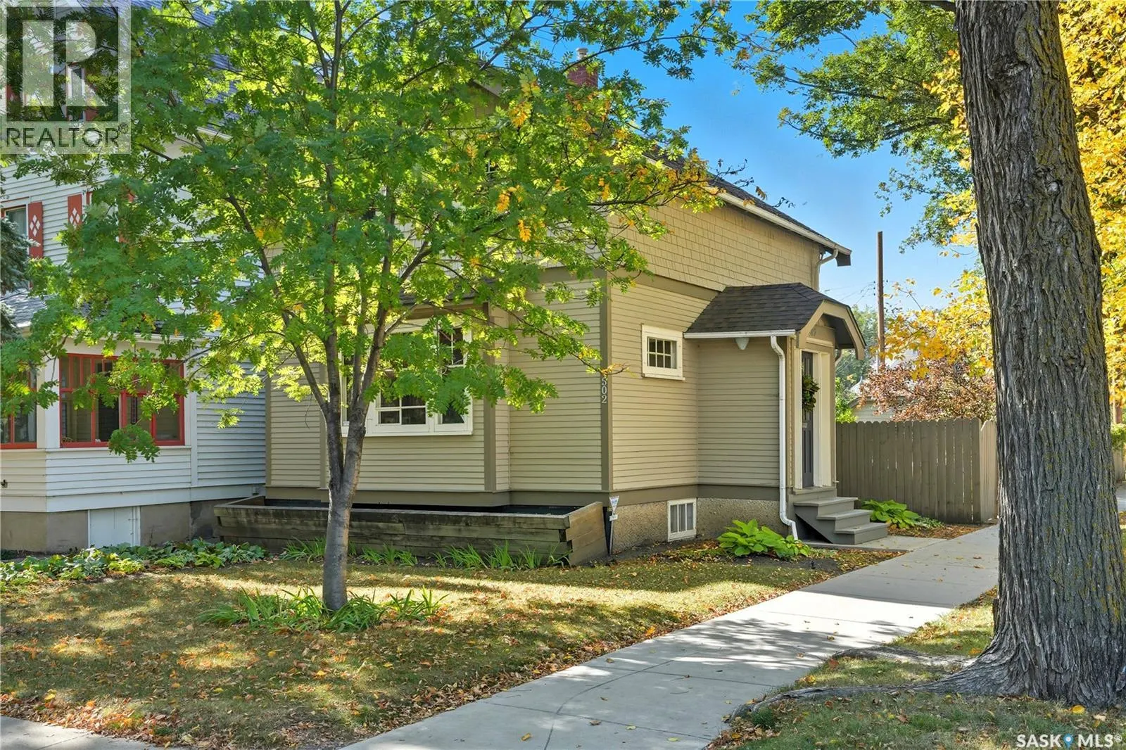 502 Lansdowne AVENUE