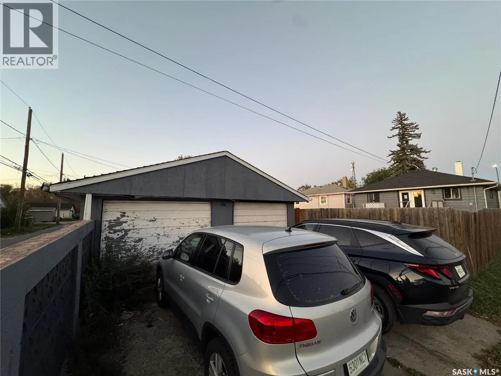 978 Lindsay STREET