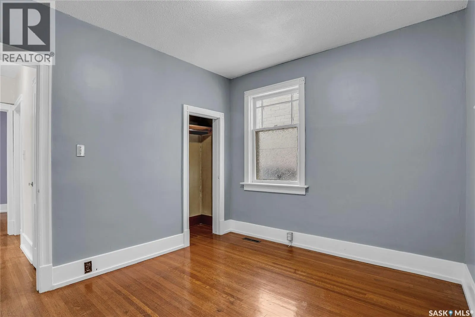 107 28th STREET W