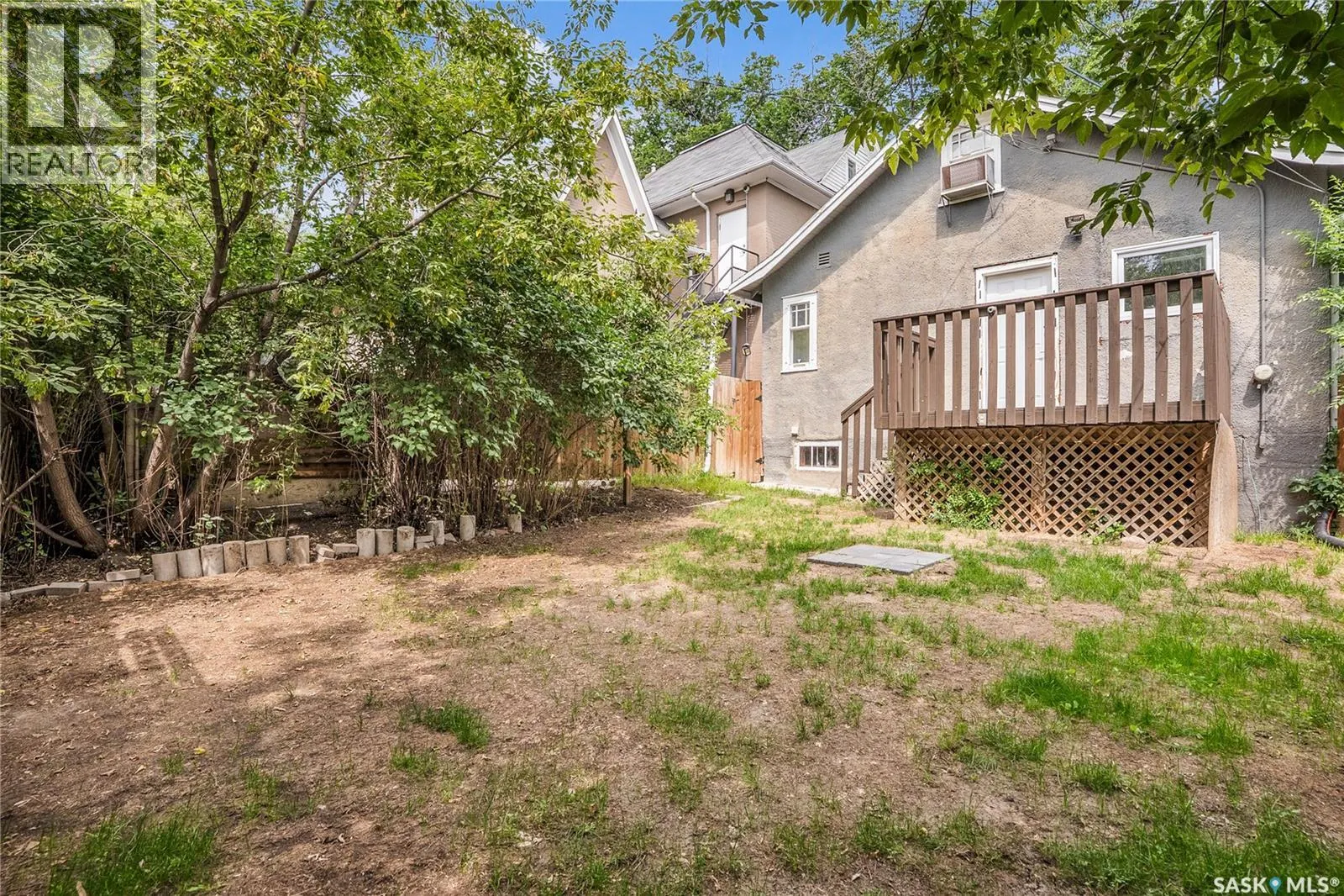 107 28th STREET W