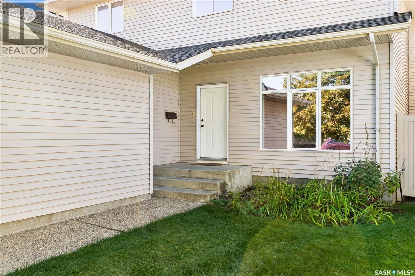 3562 Hazel GROVE