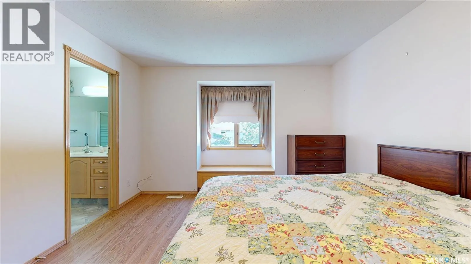 8358 Struthers CRESCENT