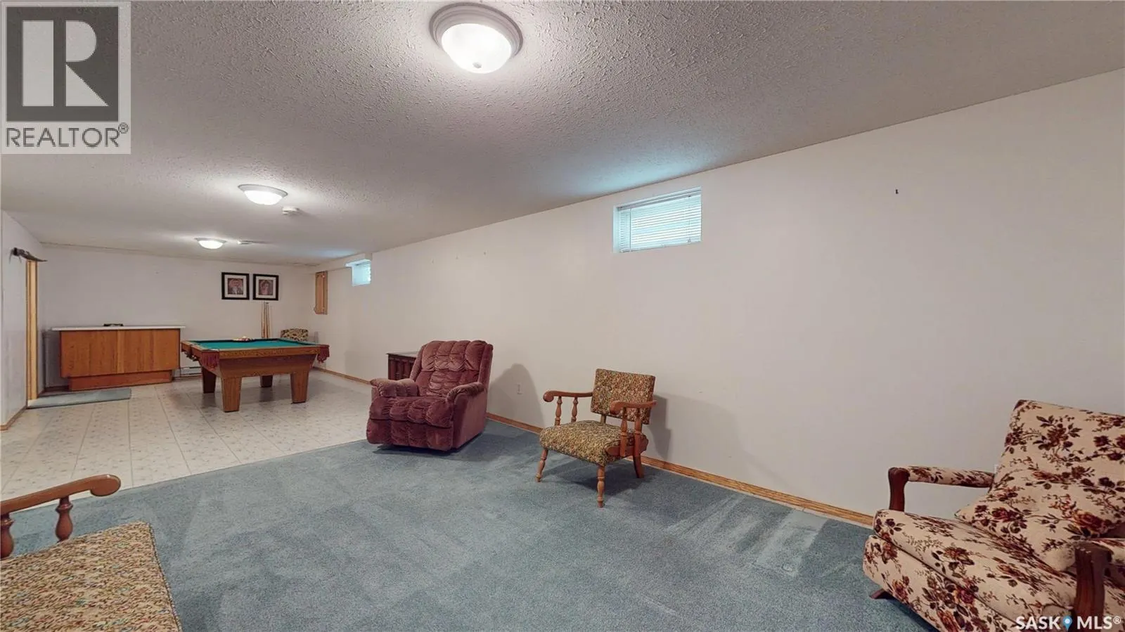8358 Struthers CRESCENT