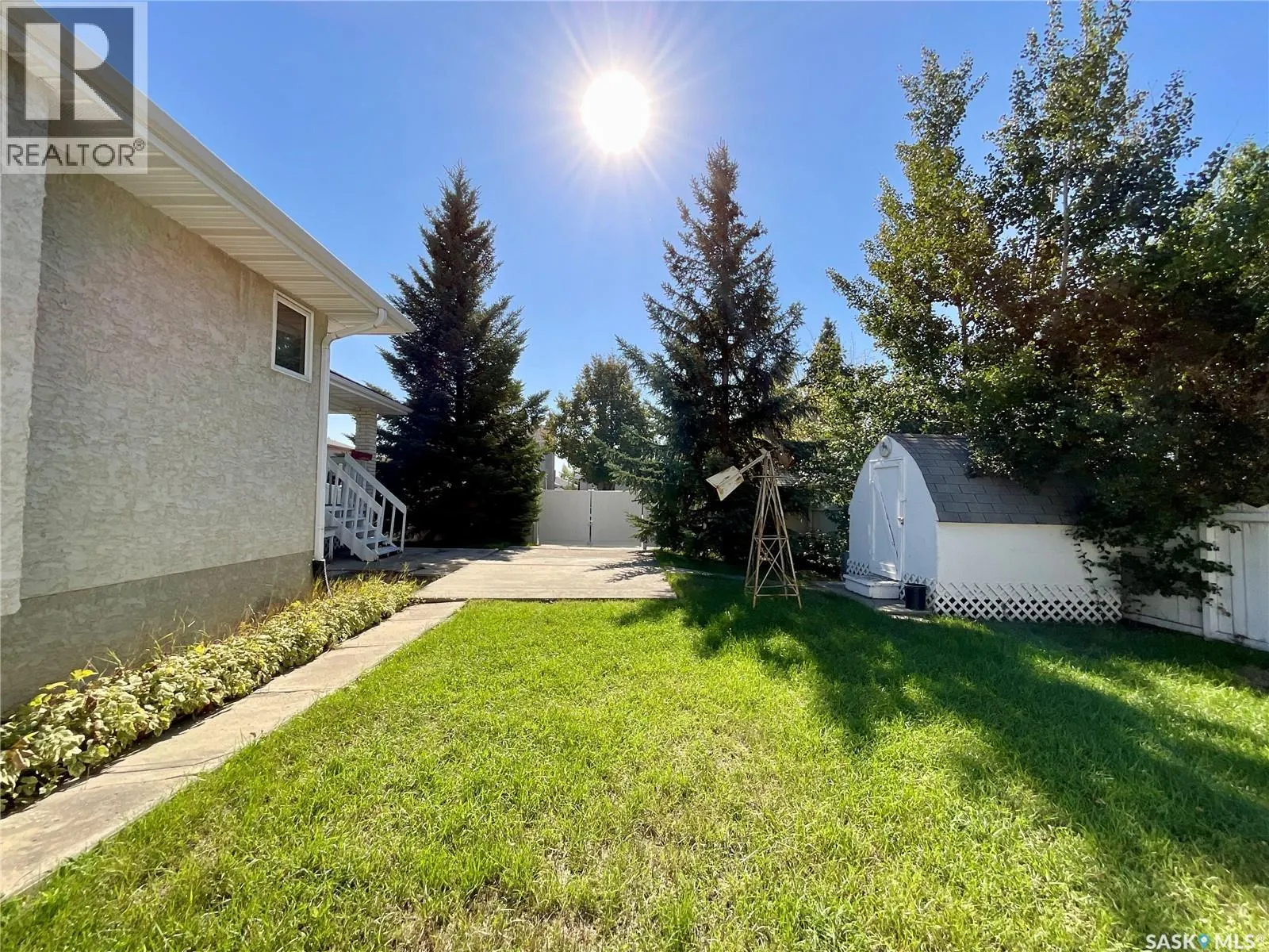 8358 Struthers CRESCENT