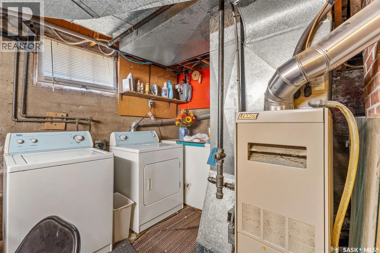 135 21st STREET W