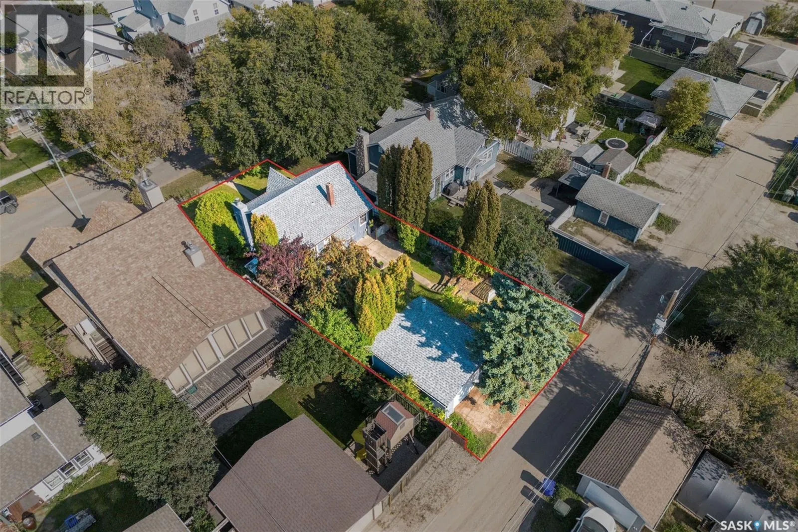 135 21st STREET W
