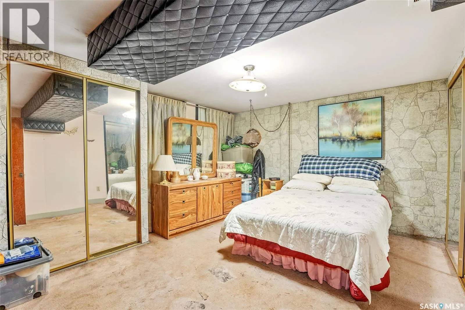 135 21st STREET W