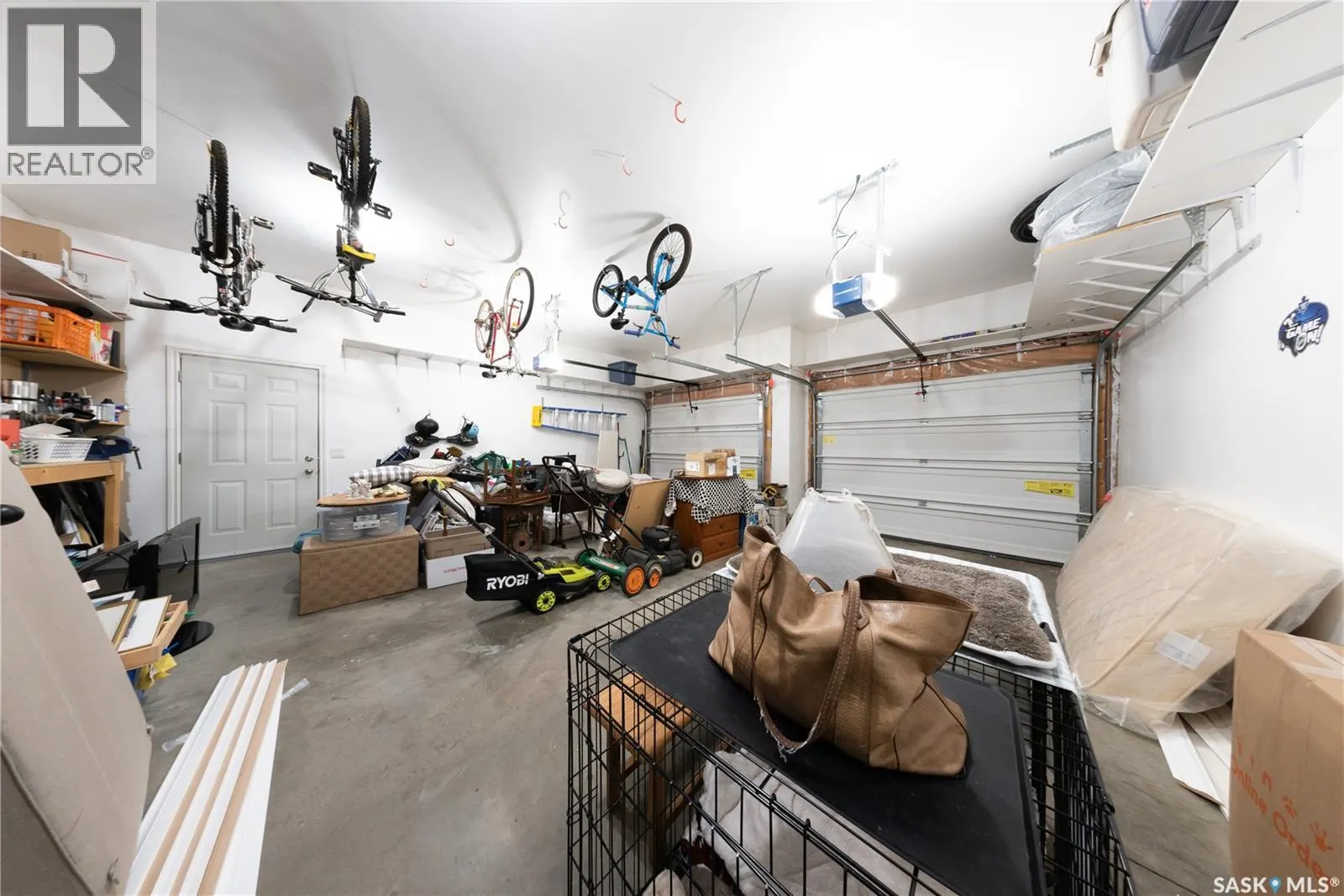 315 Blackburn CRESCENT