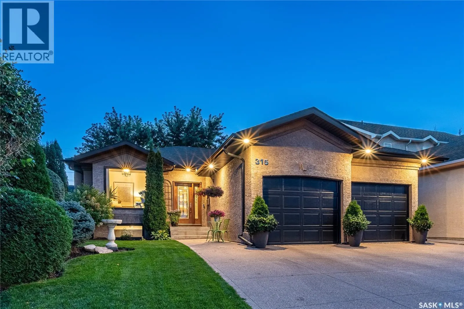 315 Blackburn CRESCENT