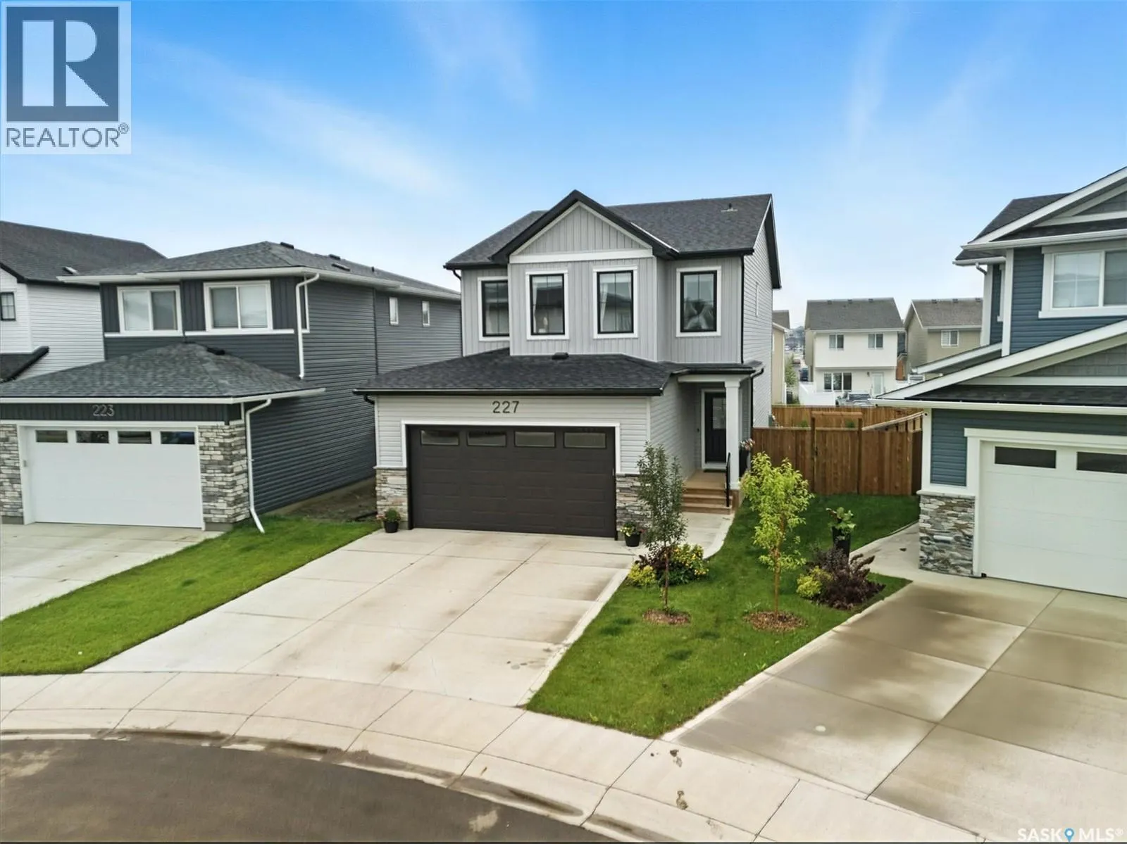 227 Prasad MANOR