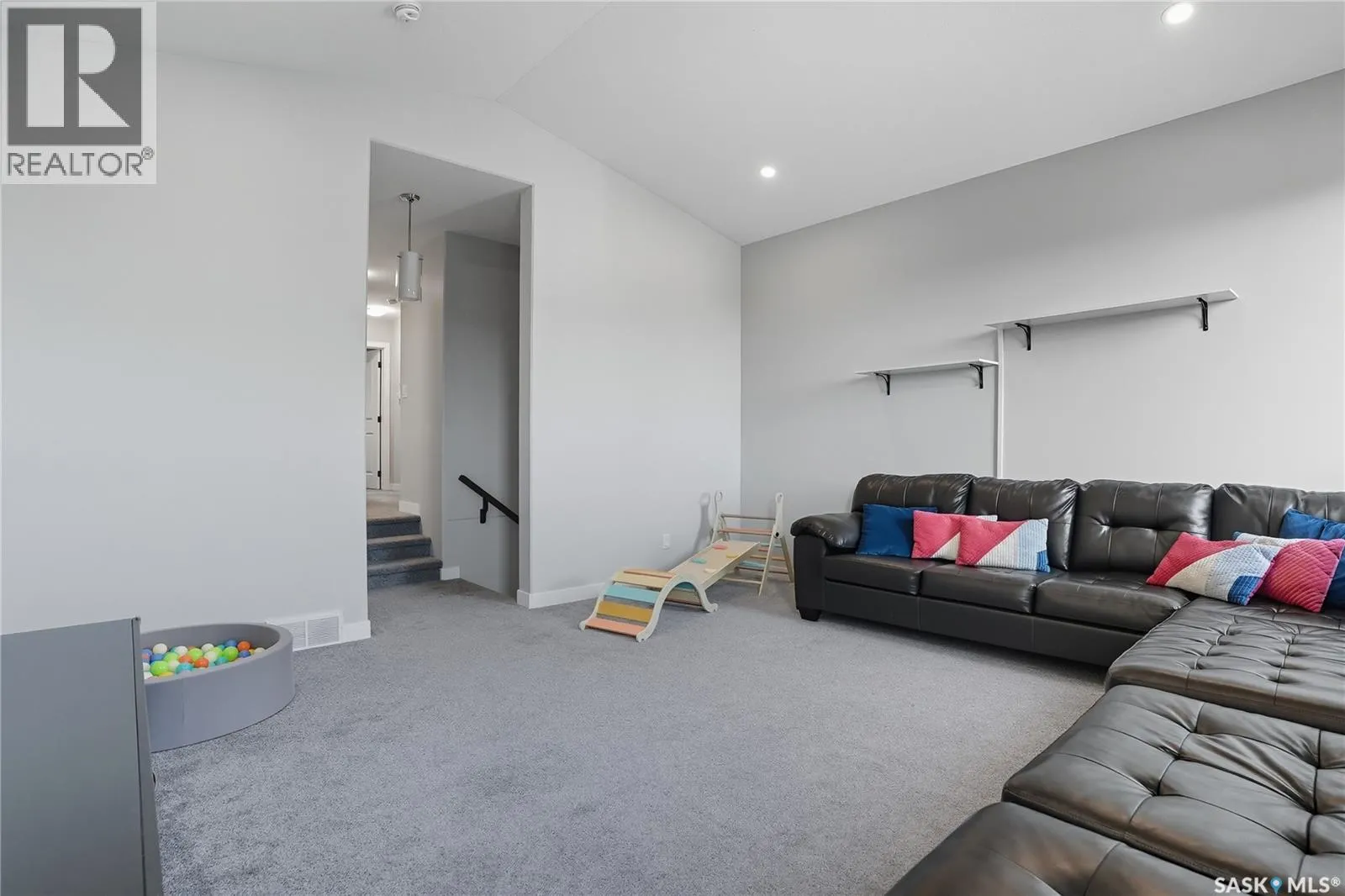 767 McFaull LANE