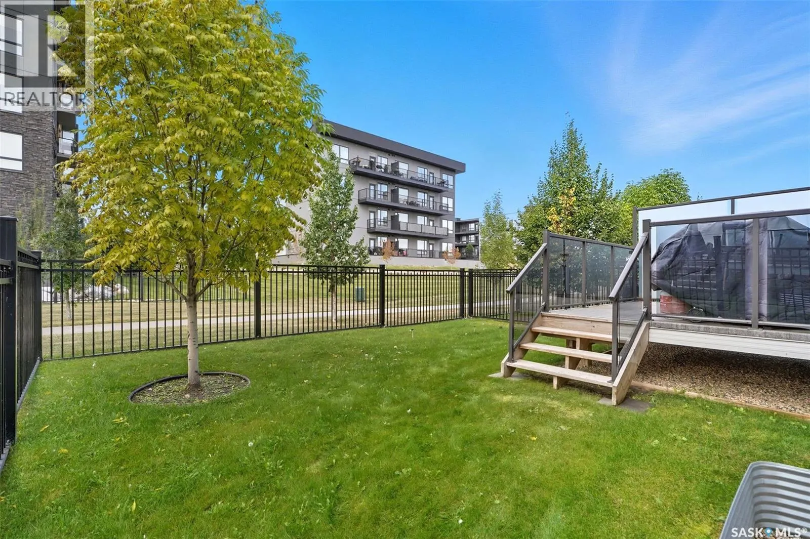 127 315 Dickson CRESCENT