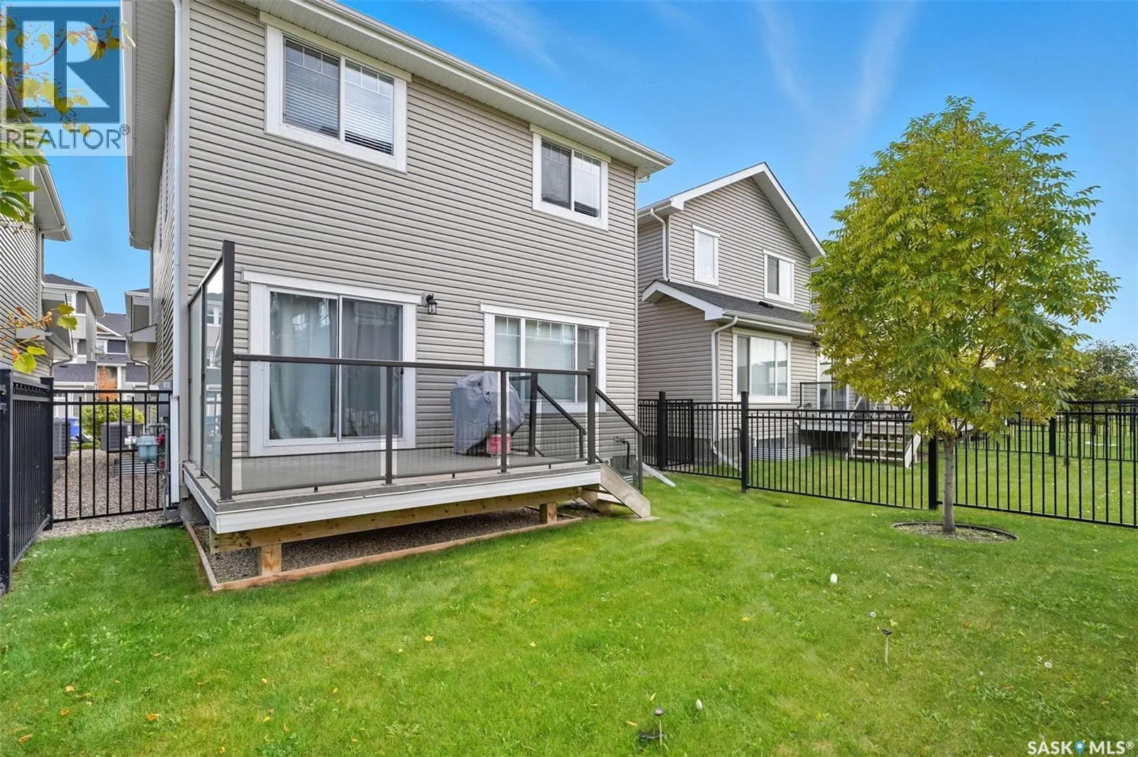 127 315 Dickson CRESCENT