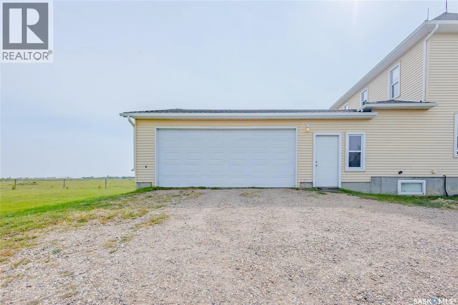 Peters Acreage
