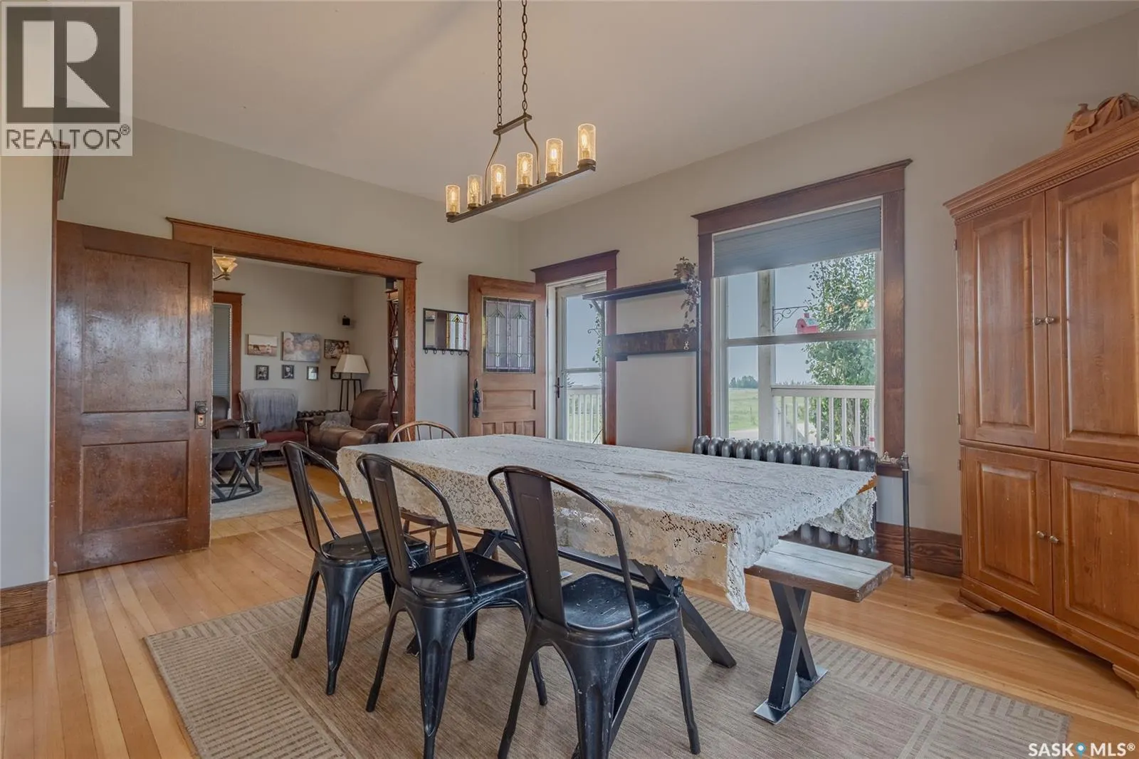 Peters Acreage