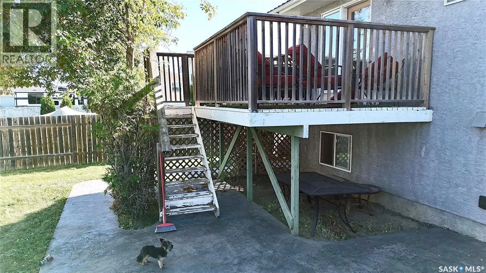 303 4th STREET